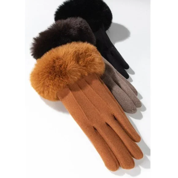 🆕 Black Velvet Microfiber Gloves w/ Luxurious Faux Fur Cuffs 🆕 - Picture 2 of 3